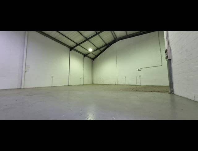 203M² WAREHOUSE TO LET IN AIRPORT INDUSTRIA